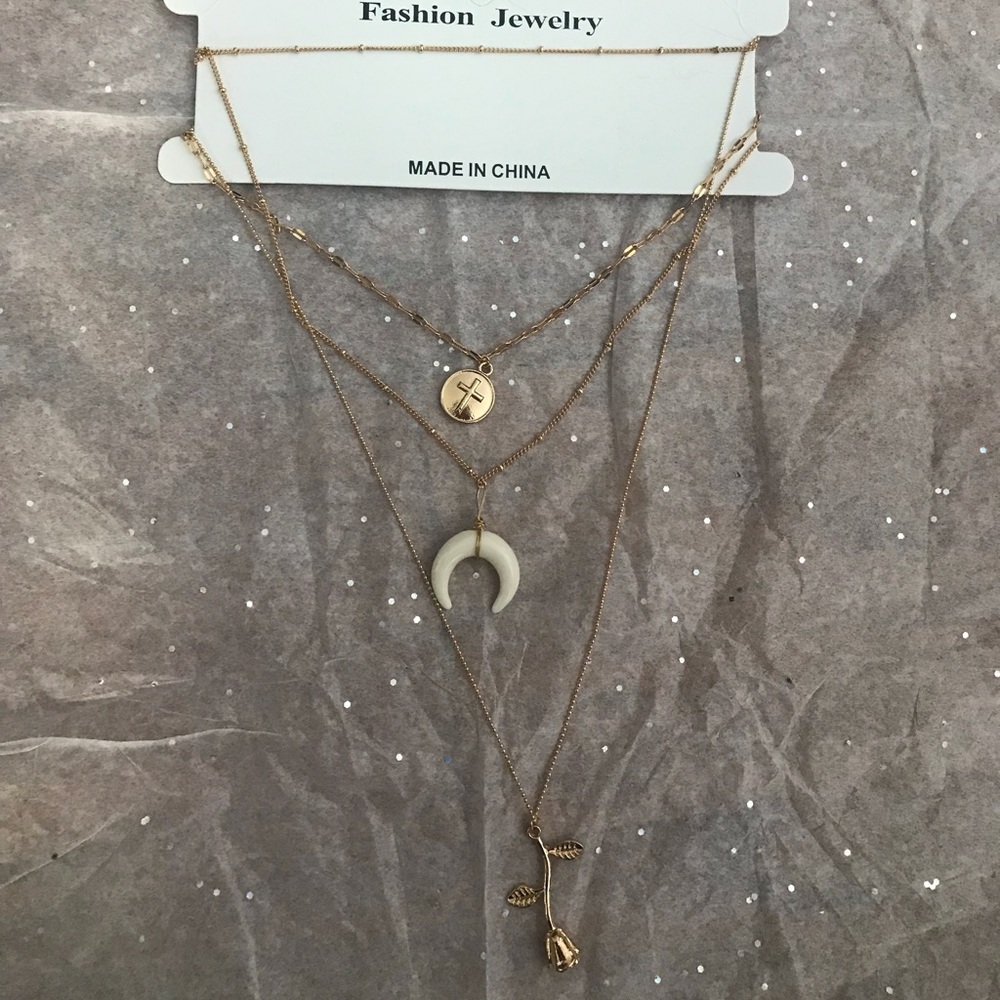 Layered necklace